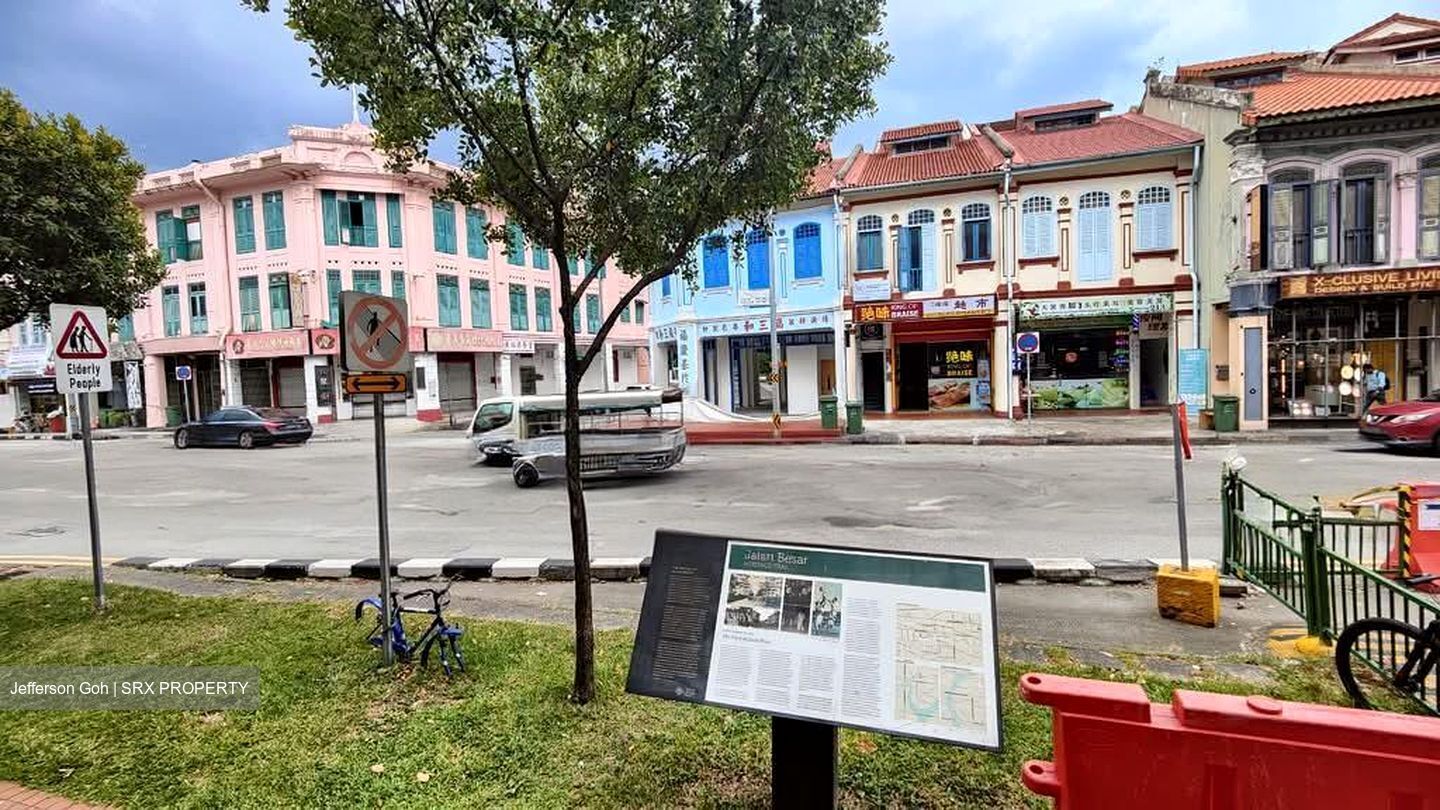 Jalan Besar Plaza (D8), Shop House #547102101